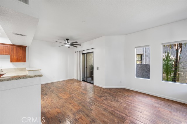 4822 Tiara, Huntington Beach CA: https://media.crmls.org/medias/7e6e595d-3d78-47ad-9583-4b79656fe783.jpg