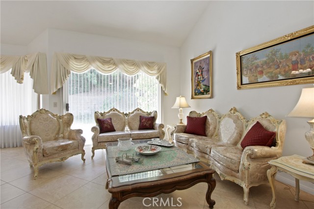 24402 Nugget Falls Lane, Laguna Niguel CA: https://media.crmls.org/medias/7e6ed1e7-8e1c-43fb-ac08-3160eed51be0.jpg