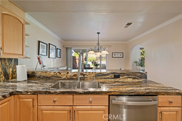 Detail Gallery Image 19 of 55 For 15845 Rosehaven, Canyon Country,  CA 91387 - 4 Beds | 3 Baths