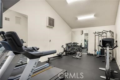 Detail Gallery Image 16 of 17 For 3010 Associated Rd #122,  Fullerton,  CA 92835 - 1 Beds | 1 Baths