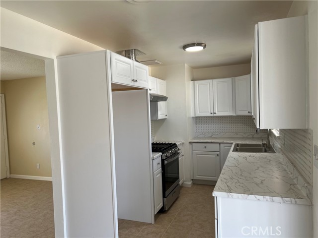 Detail Gallery Image 4 of 34 For 321 S 2nd St, Blythe,  CA 92225 - 3 Beds | 2 Baths