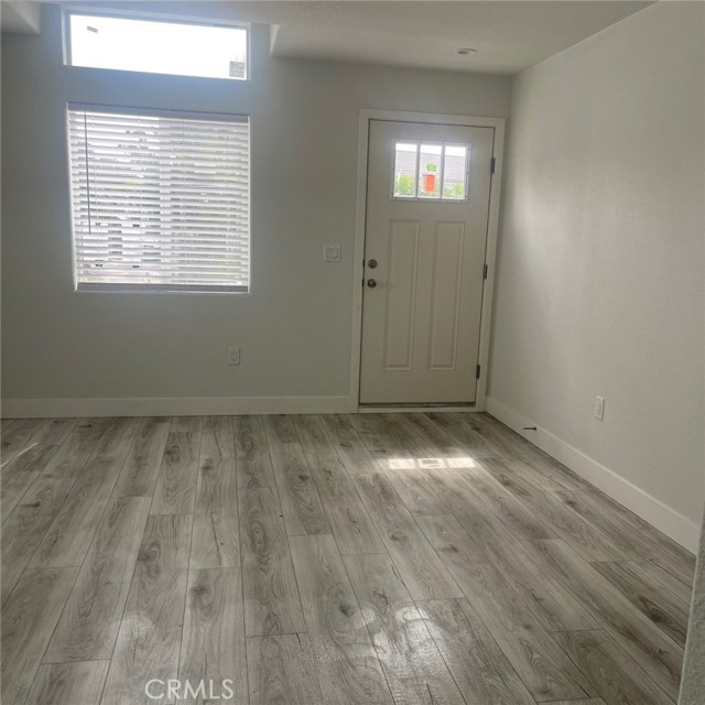 Detail Gallery Image 5 of 22 For 1930 Stewart St #X-7,  Santa Monica,  CA 90404 - 1 Beds | 1/1 Baths