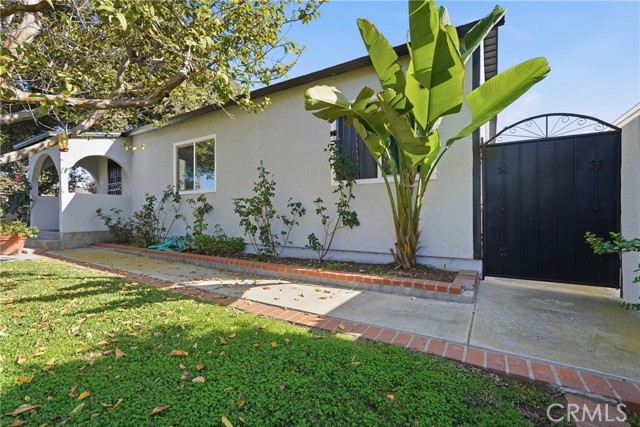 Detail Gallery Image 38 of 44 For 2101 S Hickory, Santa Ana,  CA 92707 - 3 Beds | 2 Baths