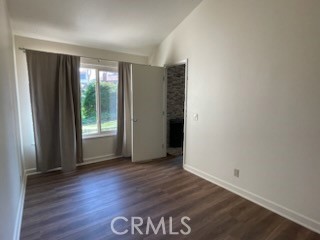 https://media.crmls.org/medias/7e727b7d-3d3d-4494-b5c2-0c56f7a6601a.jpg?preset=X-Large