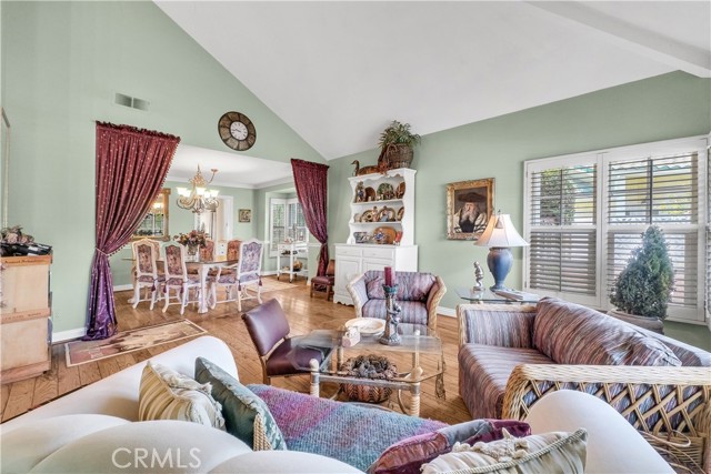Detail Gallery Image 9 of 45 For 10402 El Dorado Way, Los Alamitos,  CA 90720 - 5 Beds | 3 Baths