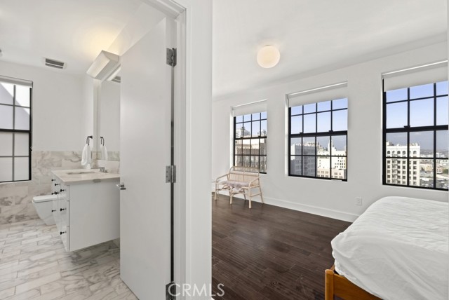 Detail Gallery Image 23 of 52 For 746 S Los Angeles St #1201,  Los Angeles,  CA 90014 - 2 Beds | 3 Baths