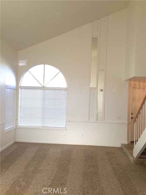 Detail Gallery Image 2 of 24 For 10482 Sagecrest Dr, Moreno Valley,  CA 92557 - 4 Beds | 2/1 Baths