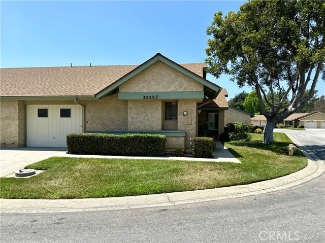 35207 Village 35 photo 3