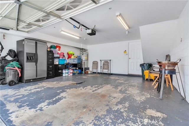 9216 Tobias Avenue, Panorama City CA: https://media.crmls.org/medias/7e741ed8-3b6f-4534-8ec7-cd4e4855d830.jpg