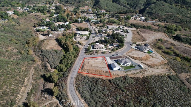 Detail Gallery Image 4 of 7 For 18611 Deercrest Estates, Devore,  CA 92407 - – Beds | – Baths