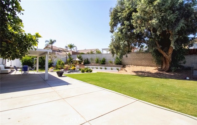 15303 Lakebreeze Lane, Lake Elsinore CA: https://media.crmls.org/medias/7e75a99d-ff39-448a-9de0-0315e8f3ce6e.jpg