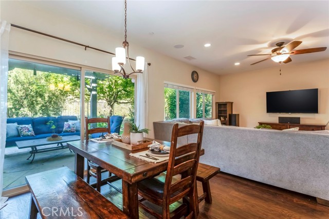 17138 Hickory Ridge Court, Canyon Country CA: https://media.crmls.org/medias/7e760520-be6a-446c-bdeb-0aa377ebe470.jpg