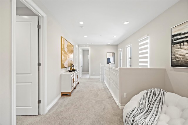 206 Phoebe, Irvine CA: https://media.crmls.org/medias/7e764f6f-e8e5-4c14-8693-59085c271044.jpg