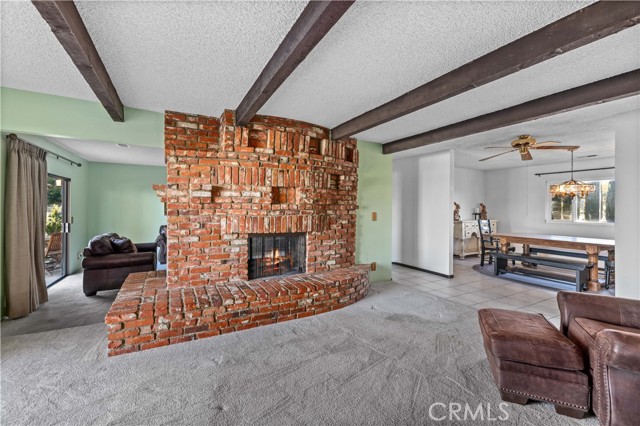 Detail Gallery Image 11 of 34 For 40830 W 43rd Street, Palmdale,  CA 93551 - 4 Beds | 2/1 Baths