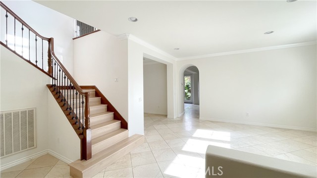 21 Vine, Irvine CA: https://media.crmls.org/medias/7e77dce7-4f7a-4087-bf2f-7c76885fda85.jpg