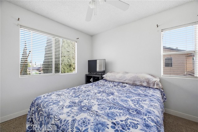 Detail Gallery Image 30 of 38 For 14673 Owens River, Victorville,  CA 92392 - 5 Beds | 3 Baths