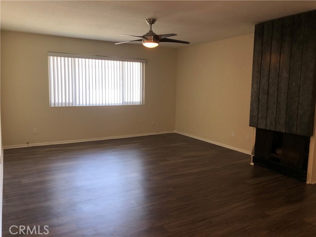 8362 Atlanta Avenue, Huntington Beach CA: https://media.crmls.org/medias/7e7843f6-d016-4301-add5-df1ec70df8c9.jpg