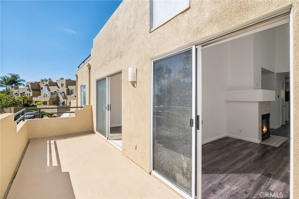 MLS #OC25223510 image #9