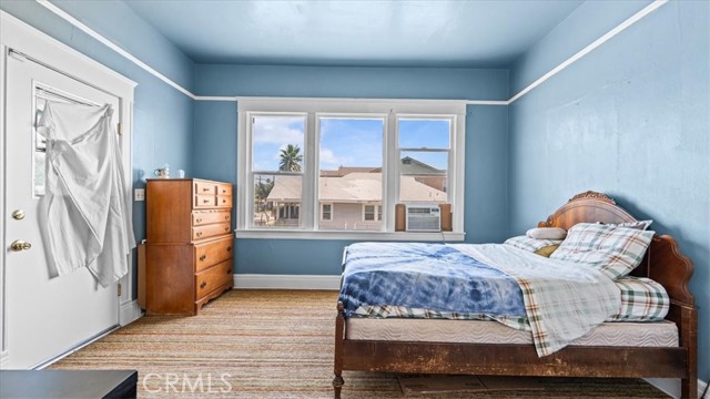 1099 W Congress Street, San Bernardino CA: https://media.crmls.org/medias/7e78d465-1712-4062-bf15-7724f3b5ccac.jpg