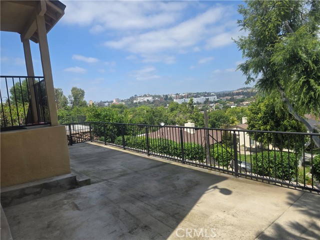 Detail Gallery Image 8 of 9 For 2629 Orange Grove Ave, Alhambra,  CA 91803 - 3 Beds | 3 Baths