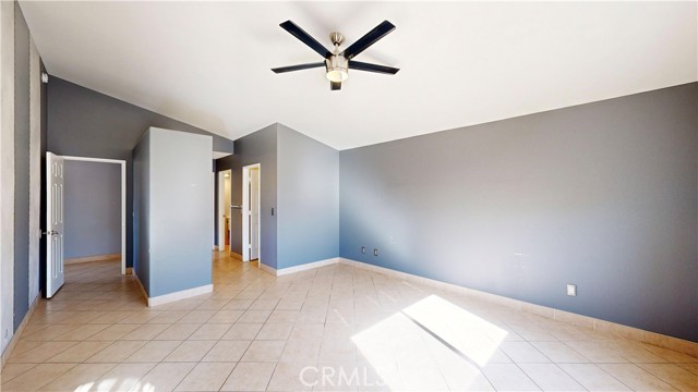 Detail Gallery Image 15 of 26 For 2267 Aurora Ct, El Centro,  CA 92243 - 3 Beds | 2 Baths