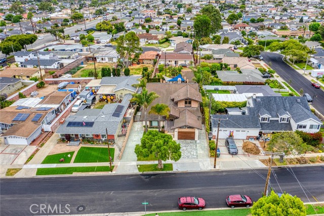 22224 Reynolds Drive, Torrance CA: https://media.crmls.org/medias/7e7b4947-1339-4386-93cc-ff173795eba5.jpg