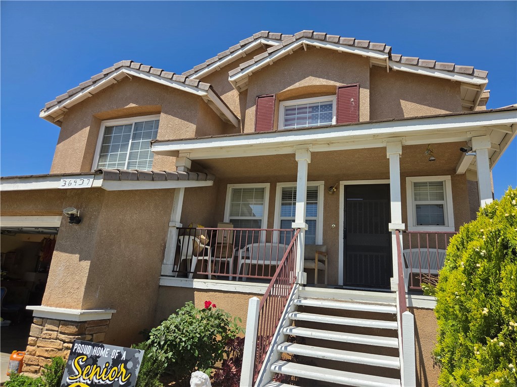 36937 Firethorn