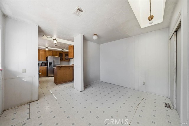 Detail Gallery Image 11 of 68 For 1633 New Long Valley Rd, Clearlake Oaks,  CA 95423 - 3 Beds | 2 Baths