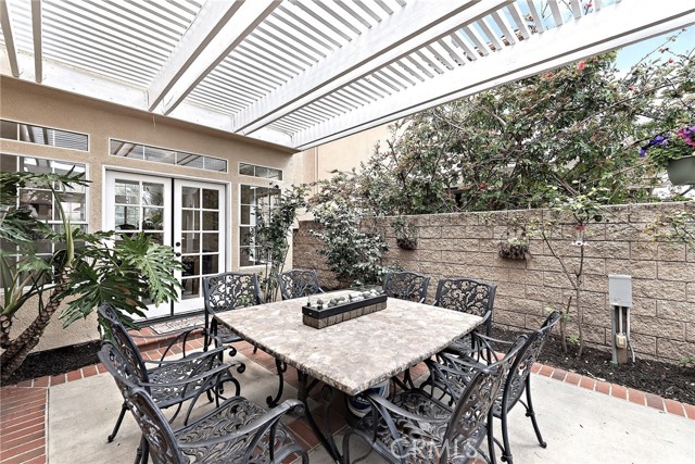 21251 Hillgate Circle, Rancho Santa Margarita CA: https://media.crmls.org/medias/7e7c6ef9-c96d-4313-a78a-c8faae5bbe97.jpg
