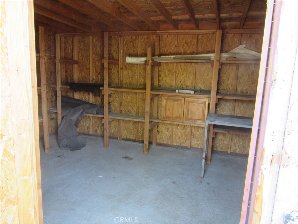 https://media.crmls.org/medias/7e7d1dde-2595-4577-bbf8-0fcc20ecec14.jpg?preset=X-Large