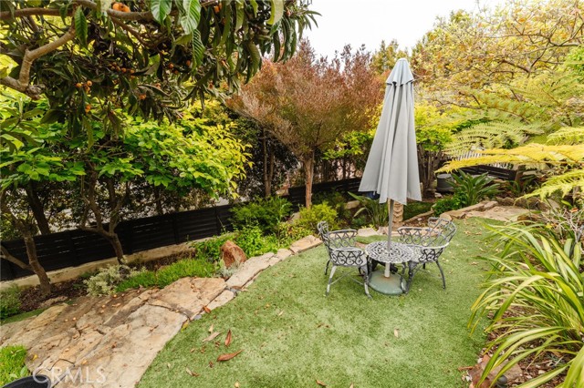 3837 Paseo De Las Tortugas, Torrance CA: https://media.crmls.org/medias/7e7dca2e-e527-4a4e-bddd-97030c7a7ead.jpg