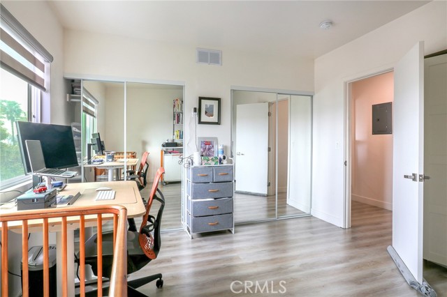 348 & 350 27th Street, San Diego CA: https://media.crmls.org/medias/7e7e34b3-7a85-412d-b237-d7eef95f21e2.jpg
