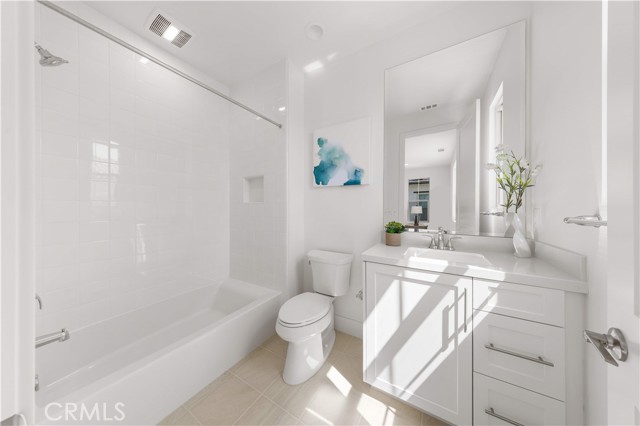 Detail Gallery Image 41 of 75 For 168 Somera, Irvine,  CA 92602 - 5 Beds | 4 Baths