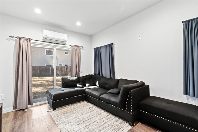 8905 Arrington Ave, Downey, CA 90240 photo 17