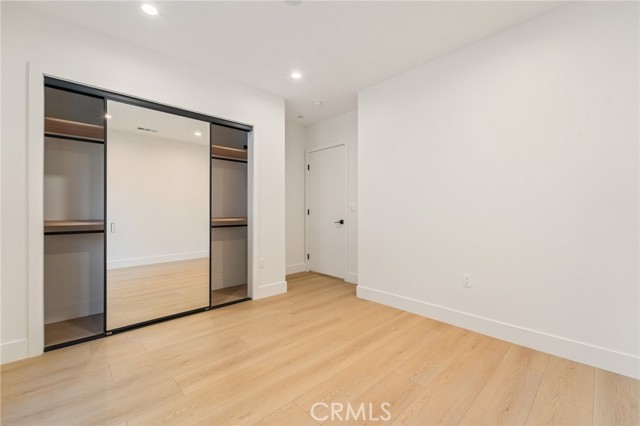 Detail Gallery Image 17 of 24 For 7510 Sepulveda Bld, Van Nuys,  CA 91405 - 3 Beds | 2 Baths