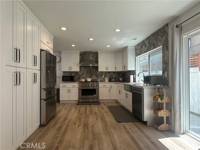 Detail Gallery Image 21 of 51 For 13 Blue Ridge, Irvine,  CA 92620 - 5 Beds | 3/1 Baths
