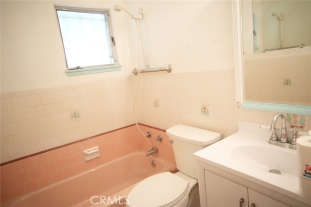 Image 21 of 38 For 2848 7th  