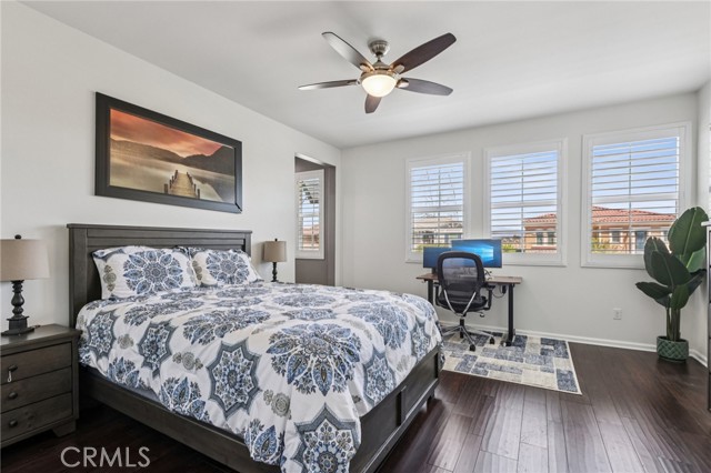27631 Camellia Drive, Saugus CA: https://media.crmls.org/medias/7e81b571-6867-4216-9e7a-b3e4892eea75.jpg