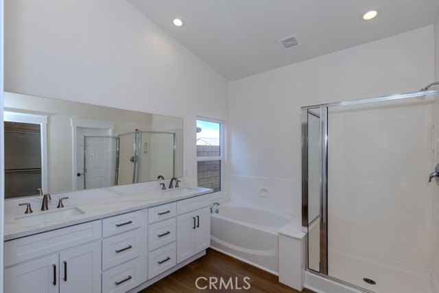 MLS #OC25164195 image #34