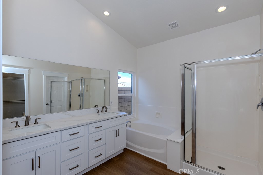 MLS #OC25164195 image #34