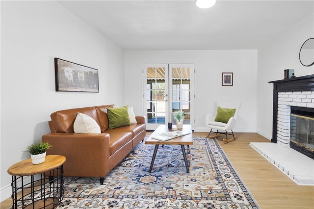 21229 Balsa Street, Apple Valley CA: https://media.crmls.org/medias/7e824d6c-cc82-4587-8c57-db987e9a65a0.jpg