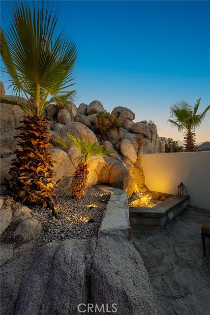 57045 Plaza Del Amigo, Yucca Valley CA: https://media.crmls.org/medias/7e8274b8-1b87-4987-9811-54508568b824.jpg