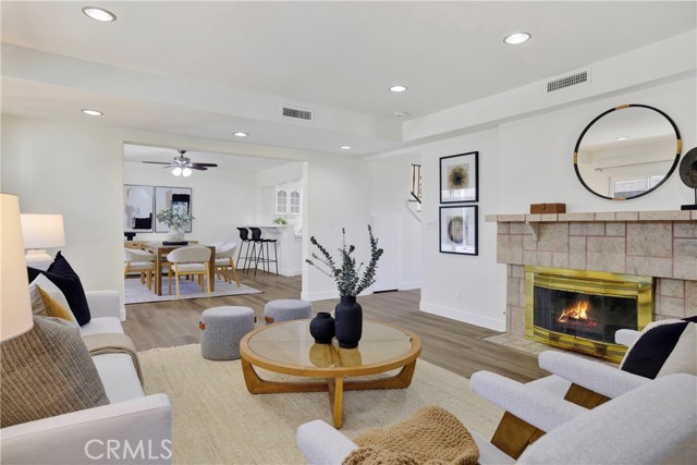 Detail Gallery Image 24 of 63 For 449 S Wellington, Orange,  CA 92869 - 5 Beds | 2/1 Baths