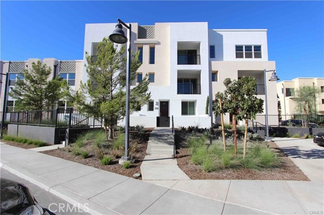 Front Image Thumbnail for CROC26061870