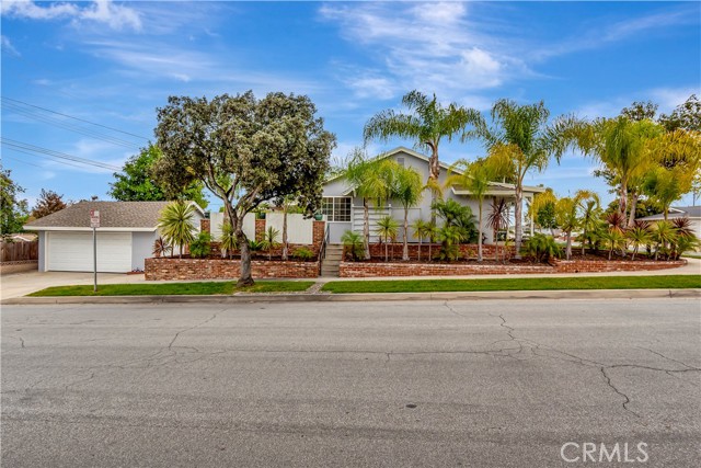 Detail Gallery Image 3 of 38 For 16337 Summershade Dr, La Mirada,  CA 90638 - 3 Beds | 2 Baths