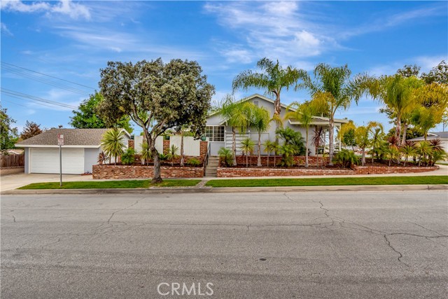 Detail Gallery Image 3 of 38 For 16337 Summershade Dr, La Mirada,  CA 90638 - 3 Beds | 2 Baths