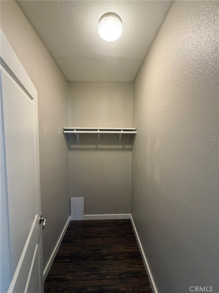 https://media.crmls.org/medias/7e84bd79-e45d-479c-9f7a-7ea79be0bed4.jpg?preset=X-Large