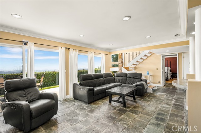 Detail Gallery Image 17 of 42 For 3058 Nestall Rd, Laguna Beach,  CA 92651 - 5 Beds | 2 Baths