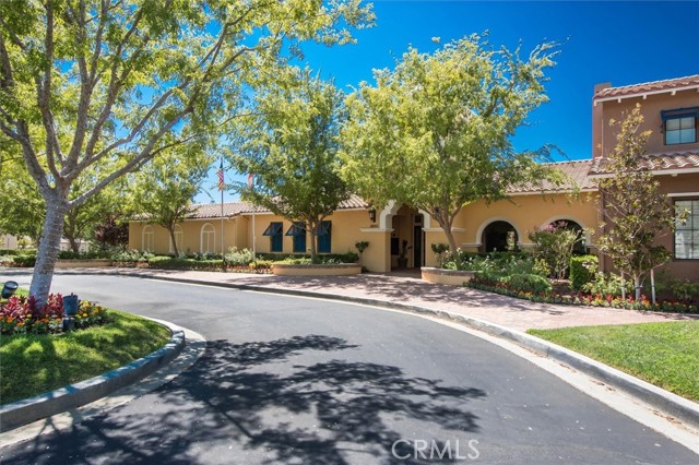 Detail Gallery Image 33 of 50 For 28037 River Trail Ln, Valencia,  CA 91354 - 3 Beds | 3/1 Baths