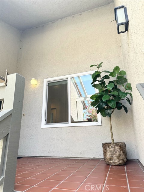 302 Lemon Grove, Irvine CA: https://media.crmls.org/medias/7e85a97c-6d97-45a3-a922-6d7d43689bad.jpg